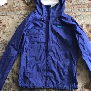 Patagonia wind breaker LIKE NEW